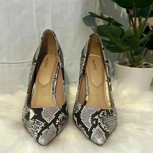 Aldo Shoes - Aldo Iridescent Snakeskin heels